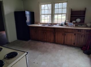 75 Sargent Tigner St, Newnan, GA 30263