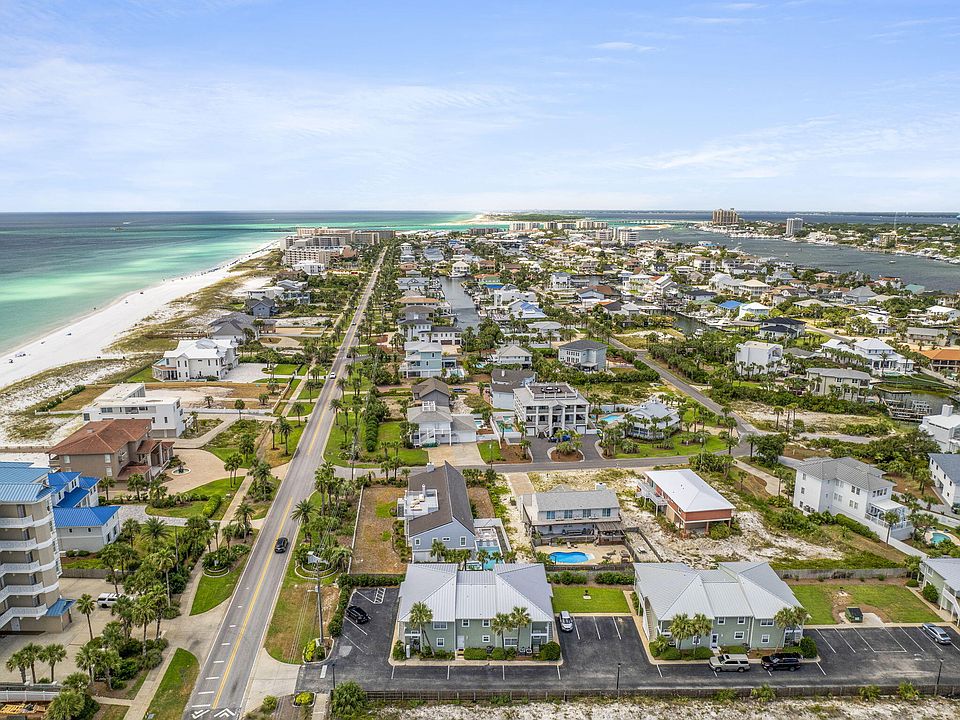 1st image of 705 Gulf Shore Dr Unit 401