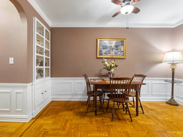 4445 Post Road image 7 of 14