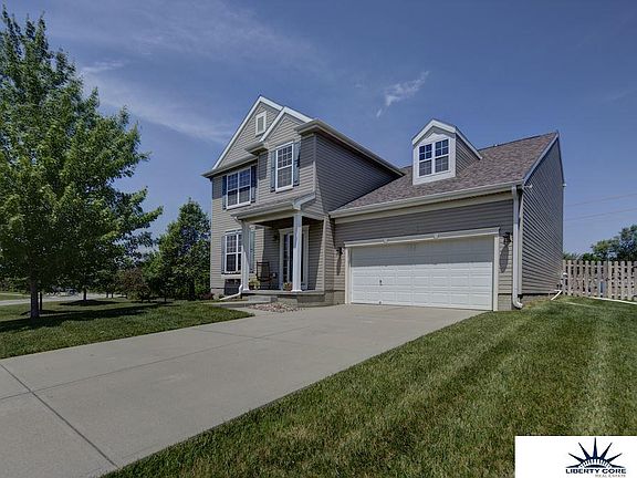 2nd image of 19016 Grover St