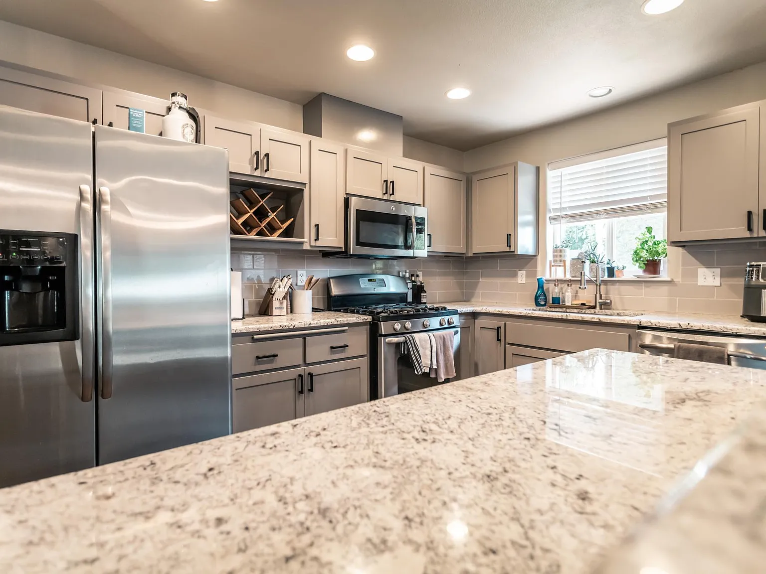 1016 Leonards Way — Photo 4