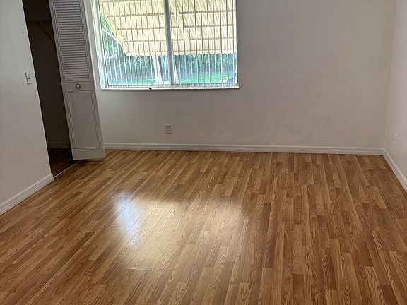 5th image of 5993 La Pinata Blvd #1