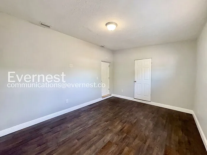 7121 Flounder Dr — Photo 8