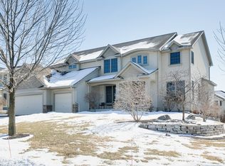 3699 Lilac Ln, Woodbury, MN 55129