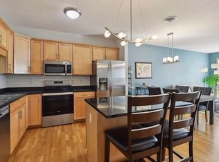 301 Oak Grove St APT 308, Minneapolis, MN 55403