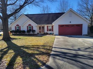 700 Nesting Pl, Chesapeake, VA 23320