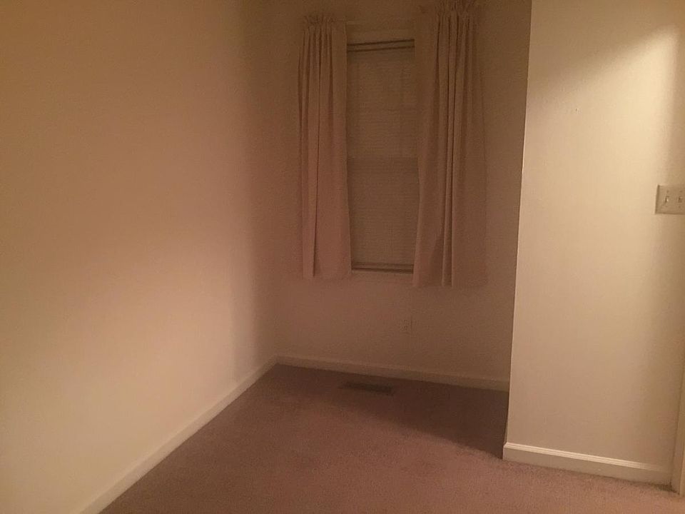 1st image of 1615 Highland Way