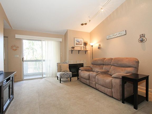 2nd image of 974 Lake Isabella Way