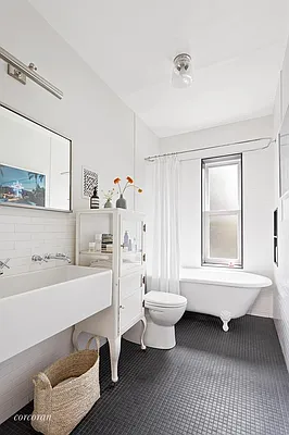 Sold by Corcoran | media 22