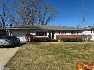 321 Lynwood Ave, Ottumwa, IA 52501
