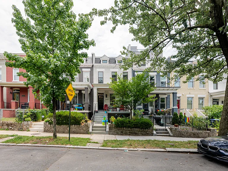 1107 7th St NE — Photo 50