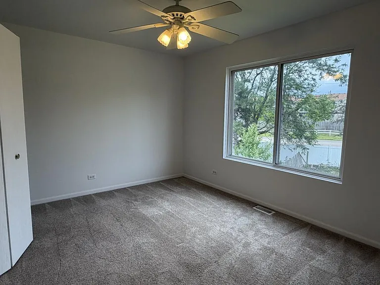 2354 Nantucket Ln — Photo 18