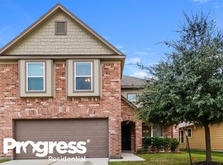 9952 Swallow Dr, Conroe, TX 77385