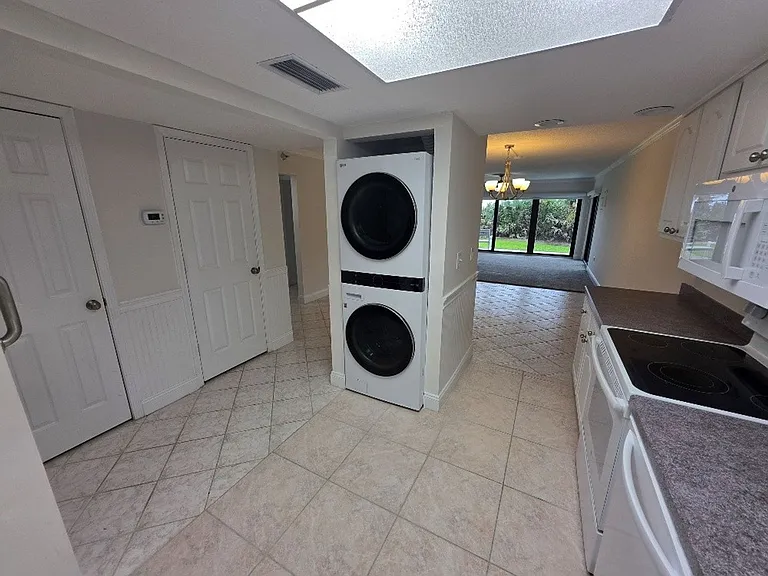 5301 S Atlantic Ave #11 — Photo 18