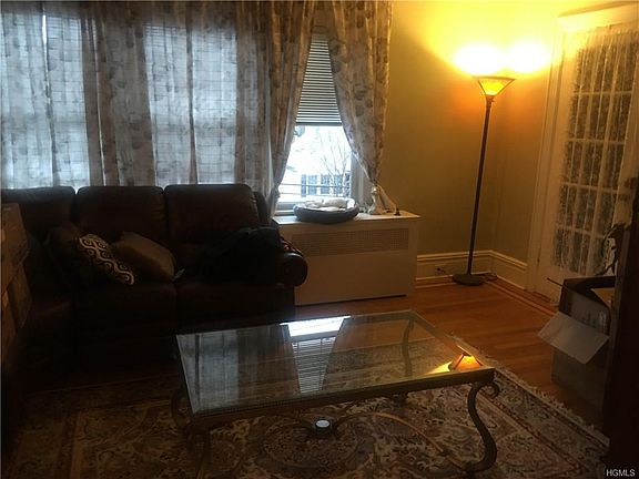 3rd image of 333 Hayward Ave #2