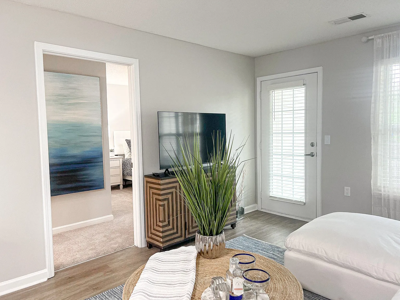 Seaside Grove Apartments — Photo 4