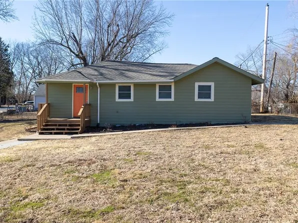 4410 NE 46th St, Kansas City, MO 64117