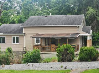 1340 Silver Ln, Coraopolis, PA 15108