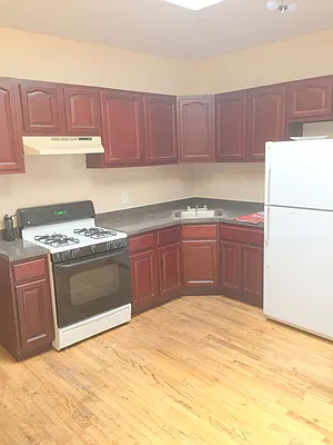 Rented by Royal House Realty, Inc. | media 10