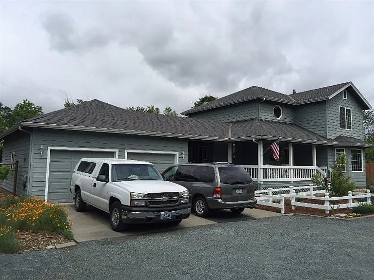 1538 Pleasant Valley Rd photo 1