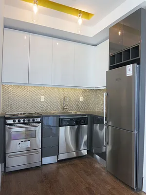 Rented by Nooklyn NYC LLC | media 119