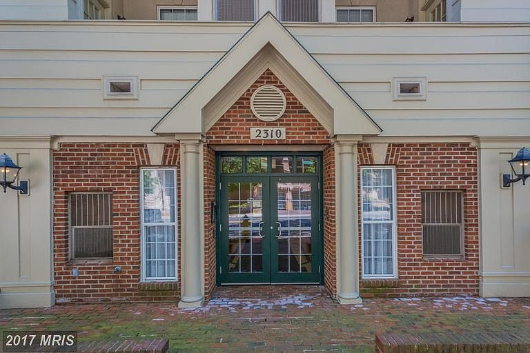 1st image of 2310 14th St N APT 304