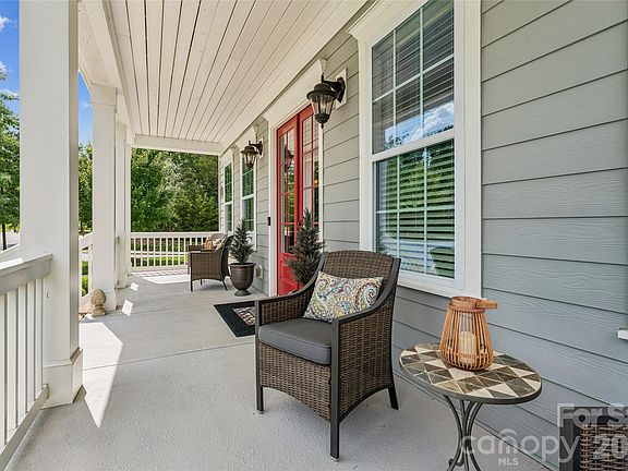 3rd image of 14330 Promenade Dr