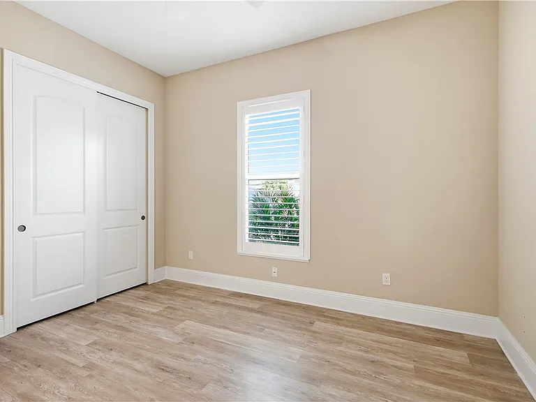 2030 Bridgepointe Cir #112 — Photo 14
