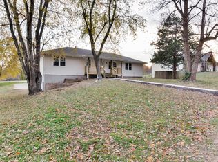 3230 W Marty St, Springfield, MO 65810