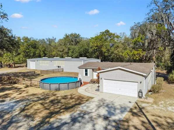 357 Walters Pl, Fruitland Park, FL 34731