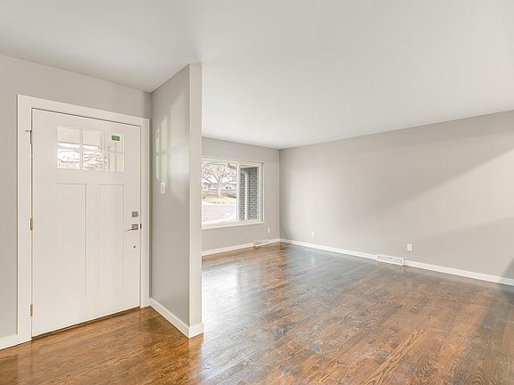 4th image of 2405 S Newberry Ct