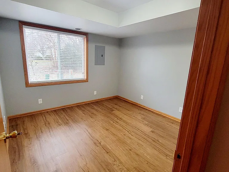 2458 Downing Ave — Photo 6