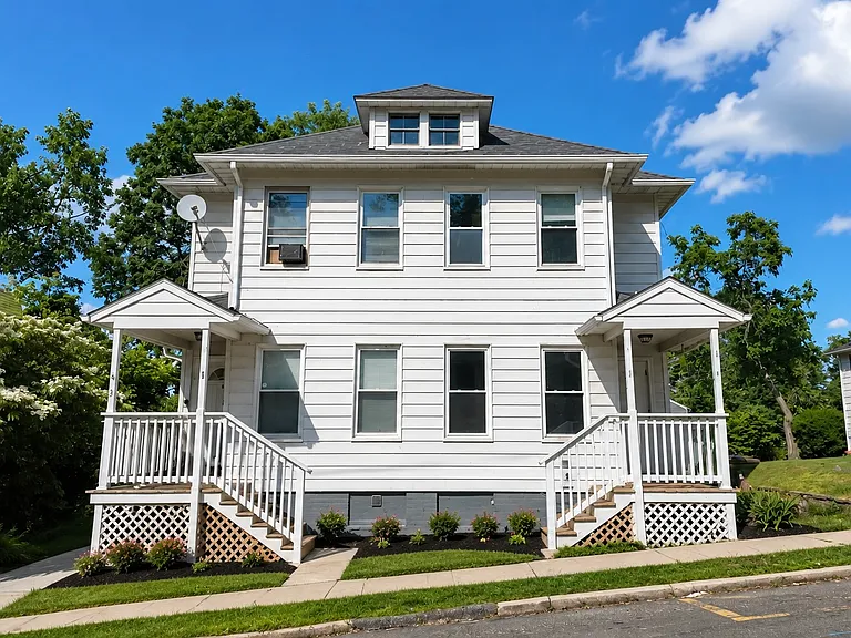 1 Hull St #3A — Photo 1