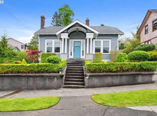 1064 14th St, Astoria, OR 97103