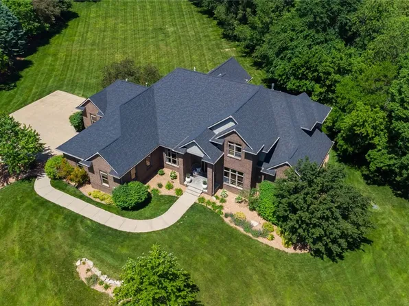 7108 NW 95th Ct, Johnston, IA 50131
