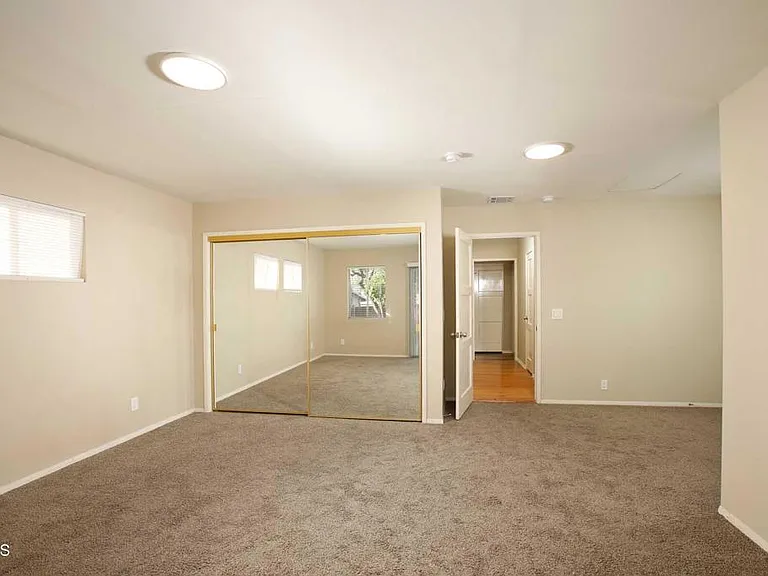 7046 Murietta Ave #7046 — Photo 19