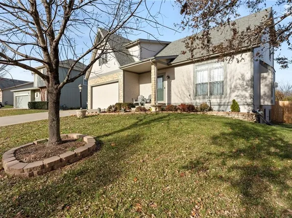 6326 W 22nd Ct, Lawrence, KS 66049