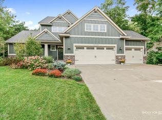 16935 Mapleridge Dr, West Olive, MI 49460