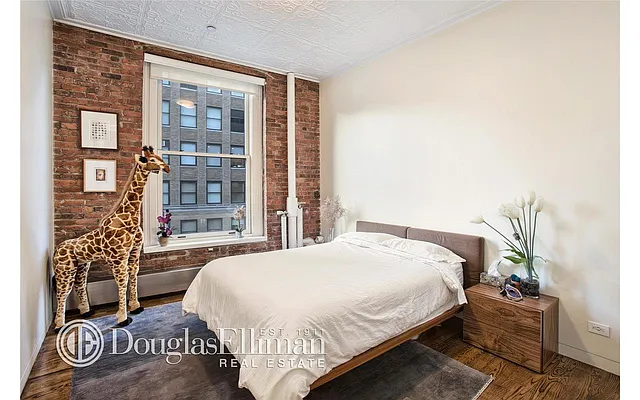 Rented by Douglas Elliman | media 5