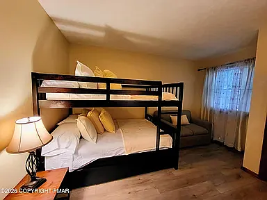 251 Dorchester Dr — Photo 13