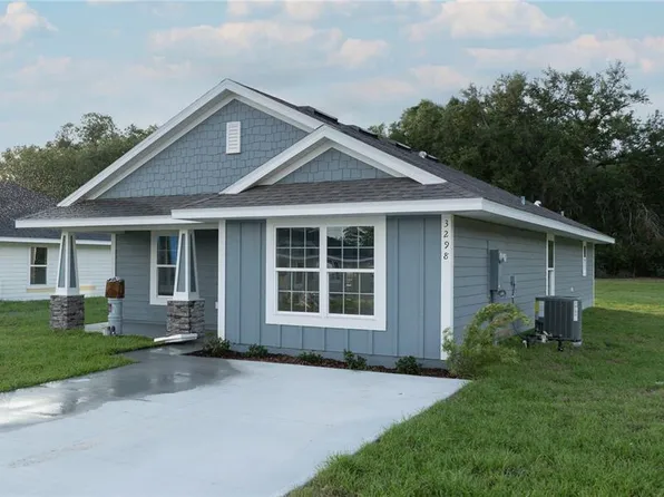 3298 E Iris Ln, Bell, FL 32619