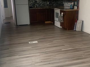 594 Suwanee Dr, North Fort Myers, FL 33917