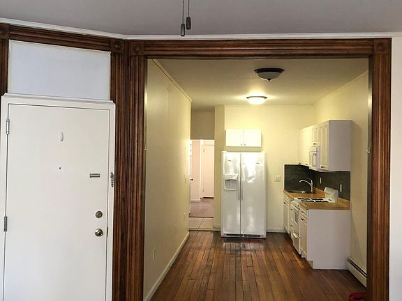 Entrance, Kitchen and dining area