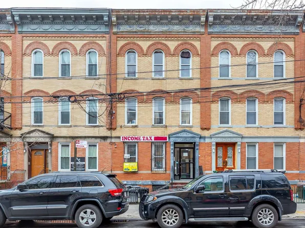 964 Seneca Avenue, Ridgewood, NY 11385