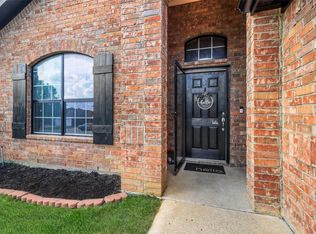 2404 Buffalo Run, Burleson, TX 76028