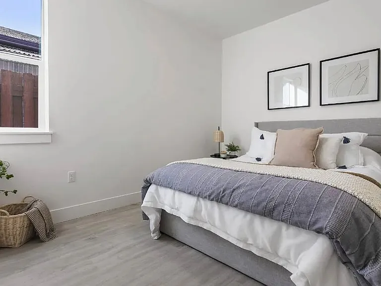 9050 NE Hoyt St #9 — Photo 7
