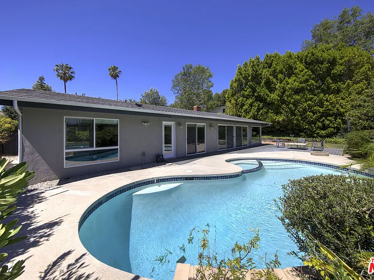 22427 De Kalb Dr — Photo 29