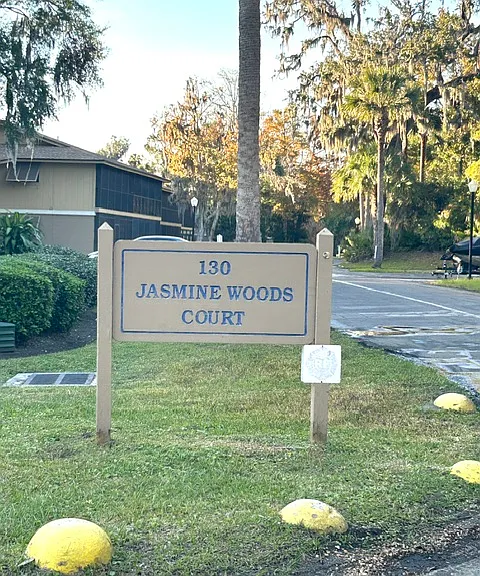 130 Jasmine Woods Ct #11D — Photo 27