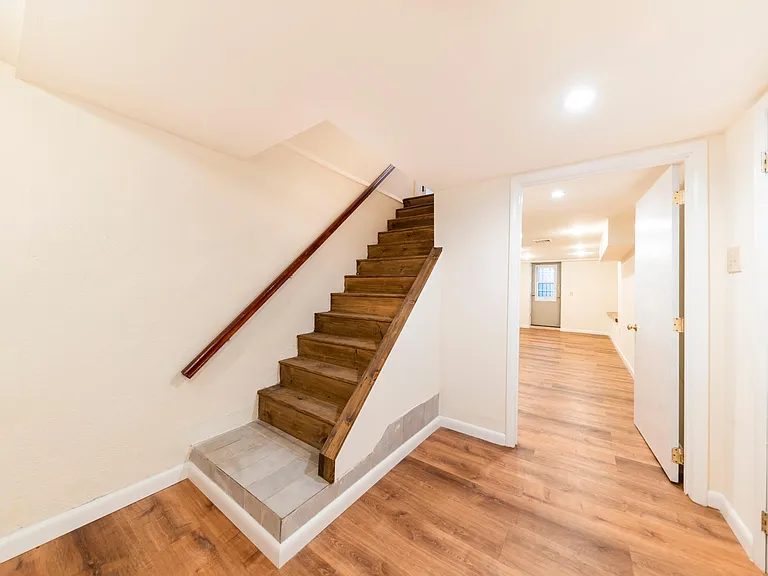 2218 Fitzwater St #A — Photo 13