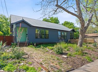 708 W Prairie Lea St, Lockhart, TX 78644